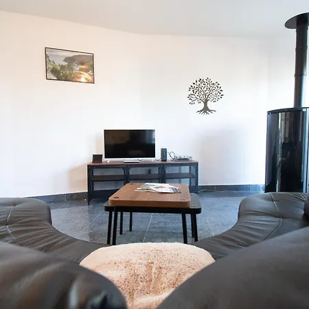 Moulin De Treflez I Et Calme Holiday home *
