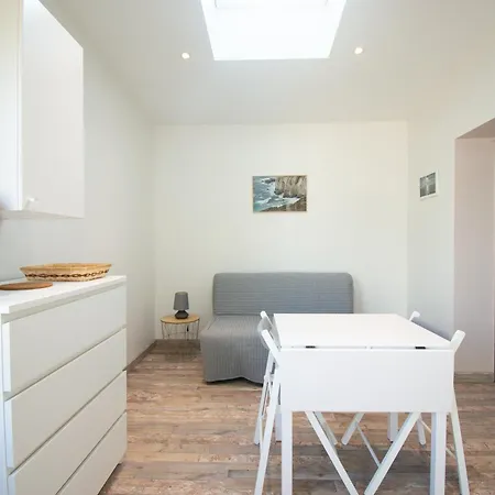 Holiday home Moulin De Treflez I Et Calme *